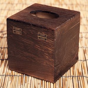 抽纸盒